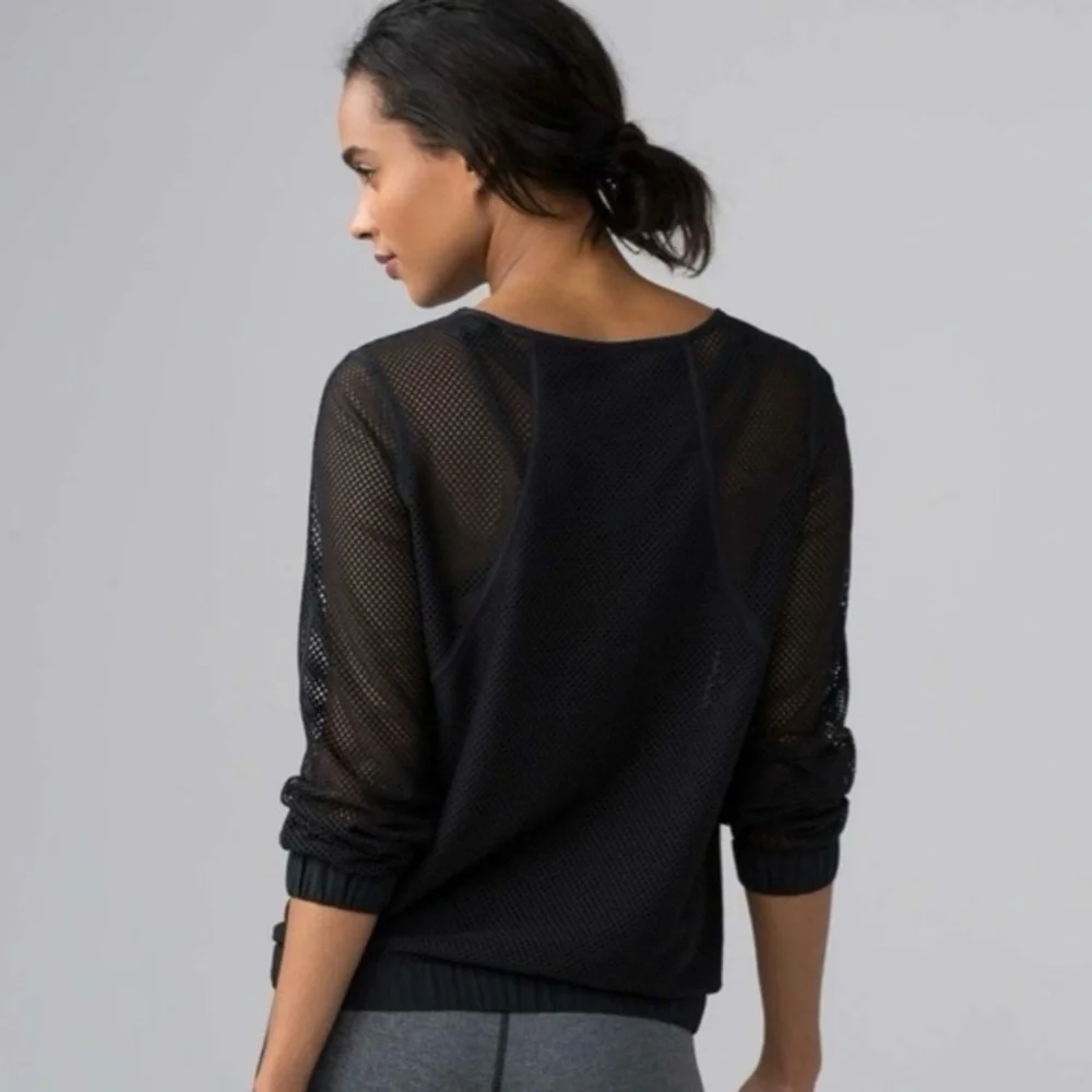 Lululemon Black Mesh Long Sleeve Pullover Kangaroo Pocket Athleisure Yoga Size s